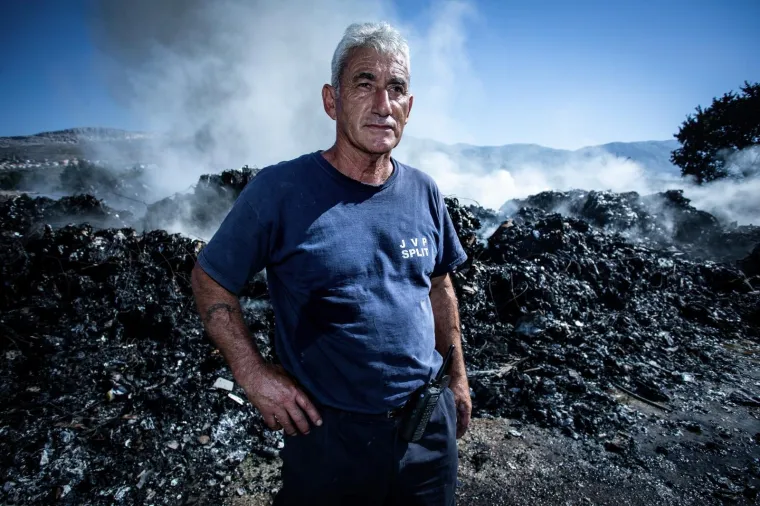 Požar u splitskom reciklažnom dvori&scaron;tu