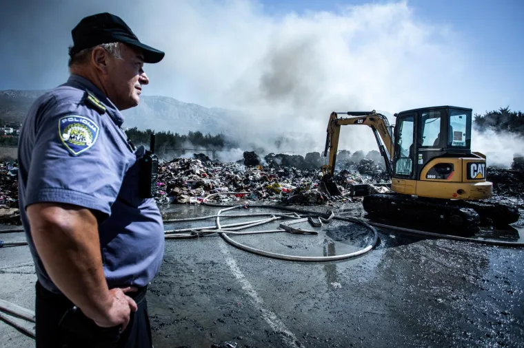 Požar u splitskom reciklažnom dvori&scaron;tu