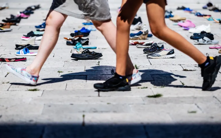 Kolekcija koje bi se posramila i Pepeljuga: Tisuću cipela zavr&scaron;ilo na splitskim Prokurativama sa snažnom ekolo&scaron;kom porukom