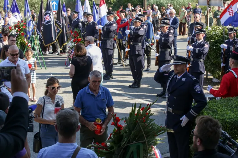 Prošlo je 29 godina: Sjećanje na tragediju u Dalju u kojoj je život izgubilo skoro 40 osoba