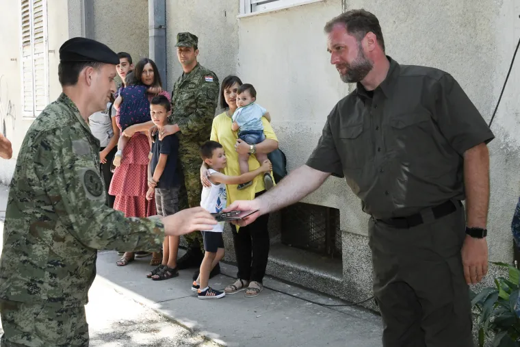 Hrvatski branitelji i njihove obitelji dobili stanove! 'Dodjela stana uvelike će nam olak&scaron;ati život'