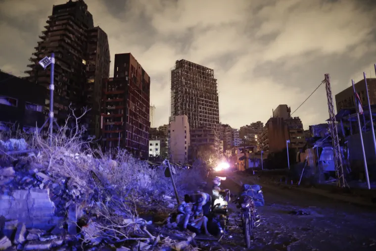 Strava u Bejrutu: Deseci mrtvih, tisuće ranjenih u dvije eksplozije - 'Vidio sam vatrenu kuglu'