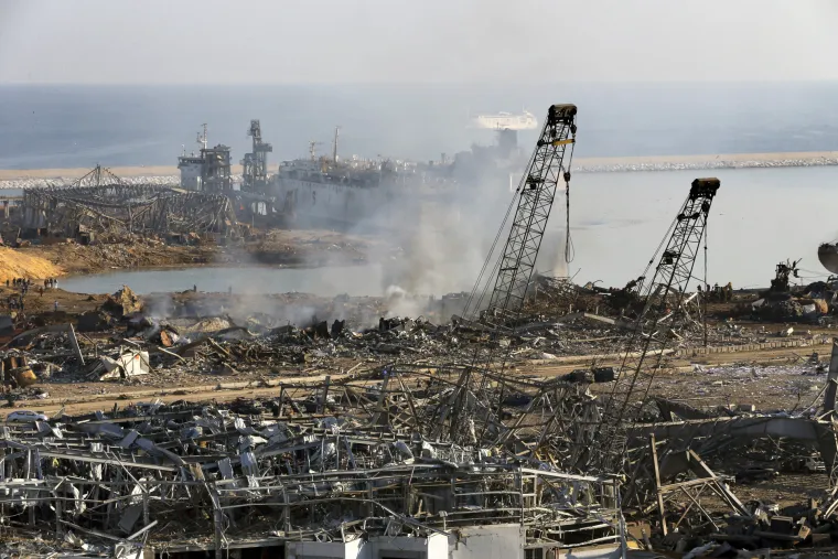 U strahovitoj eksploziji u skladi&scaron;tu poginulo 70 ljudi, tisuće ranjene: U Bejrutu progla&scaron;eno izvanredno stanje!
