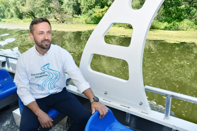 Najnovija atrakcija u Lonjskom polju: Pogled na samozatajnu priroda iz kanua i čamca na solarni pogon