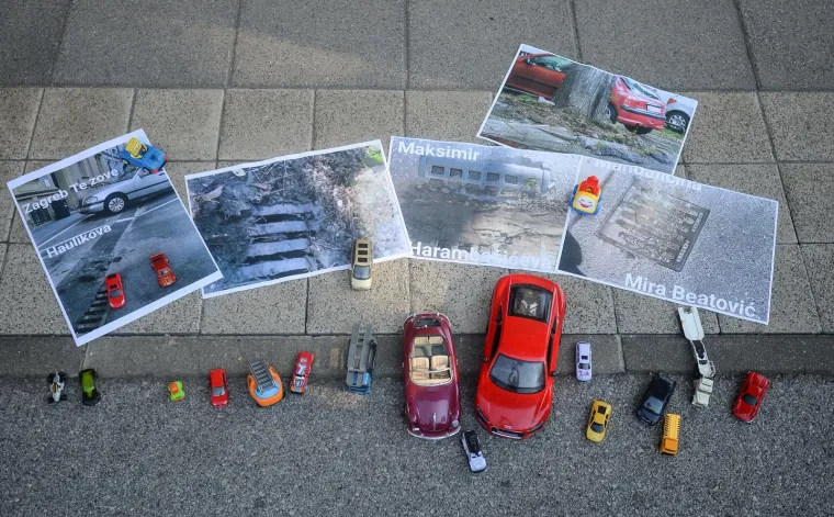 Pred Zagrebačkim holdingom parkiran impresivan vozni park: 'Očito se ide do kraja, ide se izmusti sve &scaron;to se može izmusti'