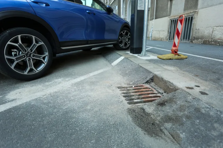 Zagreb čeka novu kišu: Nakon obnove Haulikove dio šahtova ostao začepljen ili na pola pokriven slojem asfalta