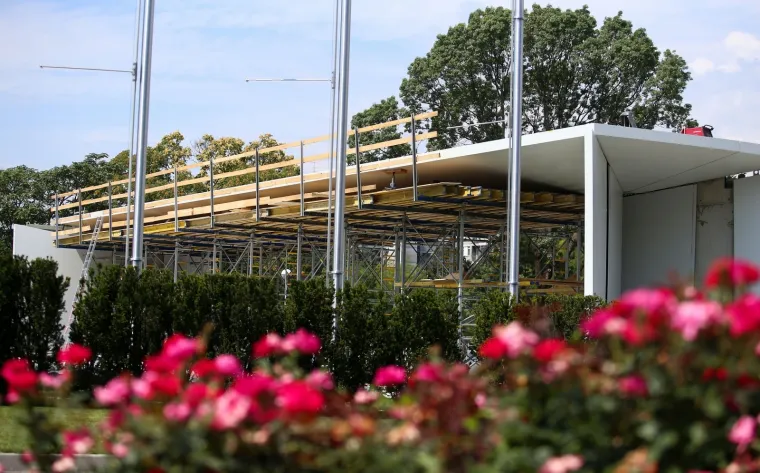 Spomenik Domovini samo &scaron;to nije gotov: Nad njim noću i danju bdiju Franjo Tuđman i Milan Bandić