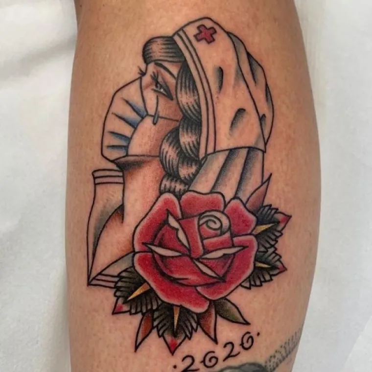 OVO NISMO OČEKIVALI: Ljude inspirirao koronavirus za bizarne i neobične tetovaže, ovo su neke od najboljih