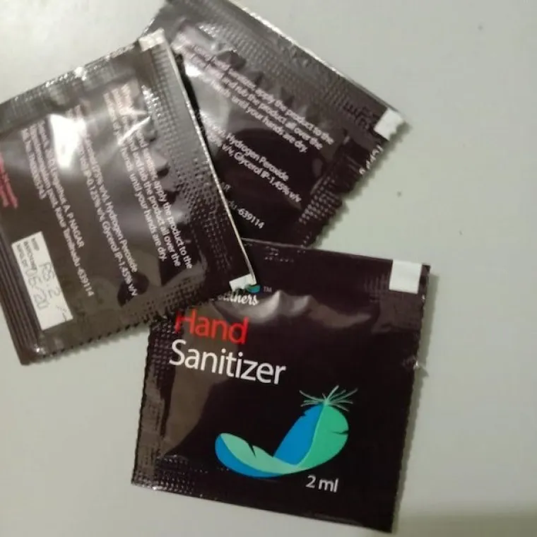 DOK ČEKAMO CJEPIVO, OSTAJE NAM SMIJEH: Novi memovi o koroni doći će vam kao melem za du&scaron;u