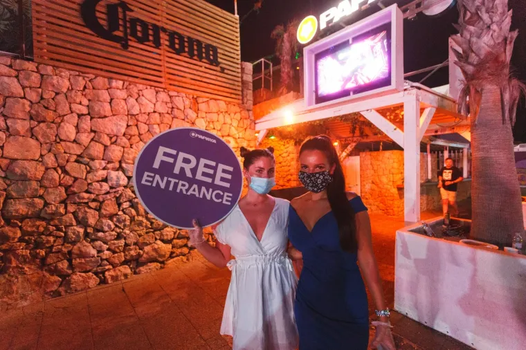 Zabranjen rad nakon ponoći na vrhuncu turističke sezone: Ovako je sinoć izgledao noćni život Splita i Zrća