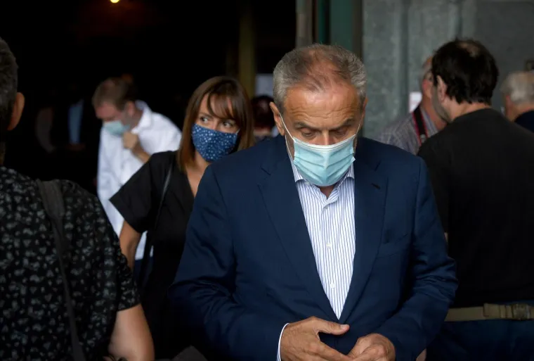 Posljednji ispraćaj velikana: Obitelj i brojni prijatelji se na Mirogoju opra&scaron;taju od Rajka Dujmića