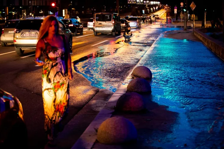 Pukla cijev i poplavila kvart u Splitu: 'Čuli smo 'bum' i samo se odjednom beton počeo dizati'