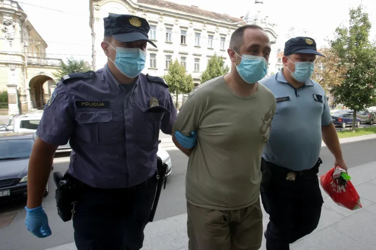 Sumanuti pohod u Baranji: Mu&scaron;karca koji je odvijačem izbo dječaka i djevojčicu priveli na sud u Osijeku
