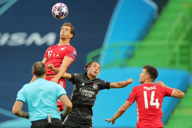 [FOTO] MOĆNI BAYERN NEMA MILOSTI: Ovako je to izgledalo večeras u Lisabonu