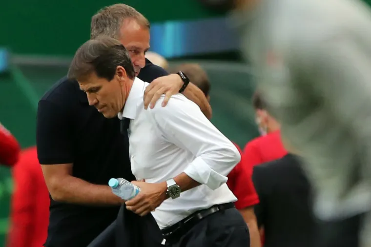 [FOTO] MOĆNI BAYERN NEMA MILOSTI: Ovako je to izgledalo večeras u Lisabonu