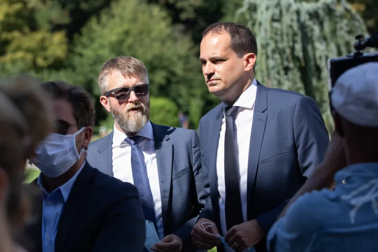 ISPRAĆAJ JOSIPA KREGARA: Brojni kolege i političari odali posljednju počast uglednom profesoru