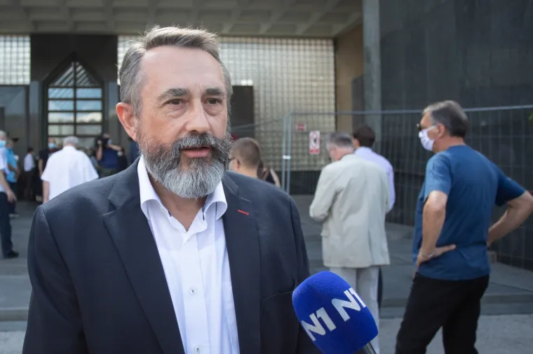 ISPRAĆAJ JOSIPA KREGARA: Brojni kolege i političari odali posljednju počast uglednom profesoru