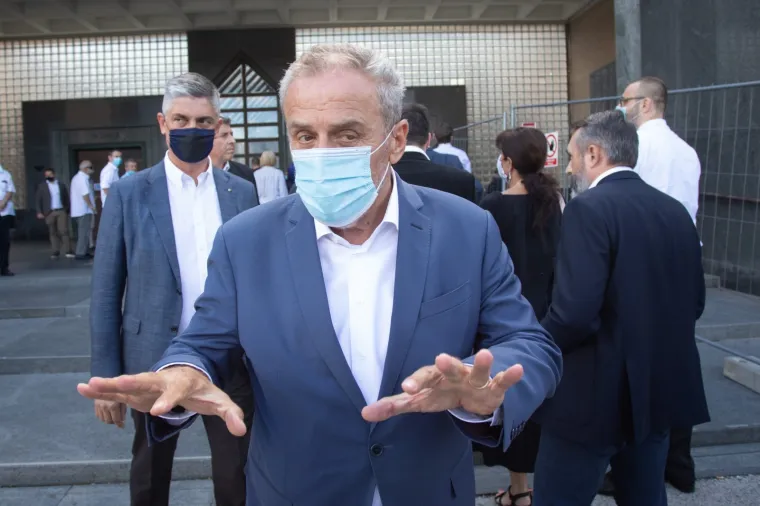 ISPRAĆAJ JOSIPA KREGARA: Brojni kolege i političari odali posljednju počast uglednom profesoru