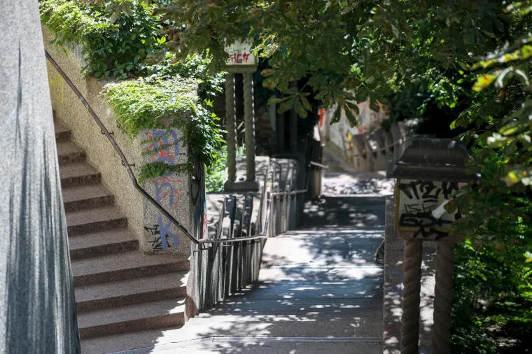 Koronavirus ili masovni godi&scaron;nji odmori? Pogledajte jezivo puste ulice Zagreba!