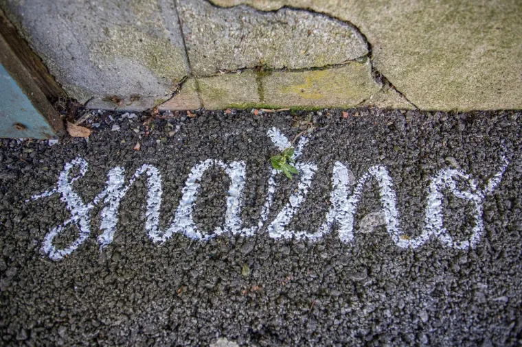 Sjećate li se slomljenog srca koje je obi&scaron;lo svijet? Pro&scaron;ećite 'Okolo' ljep&scaron;om stranom Zagreba - posveta 'ranjenome gradu'