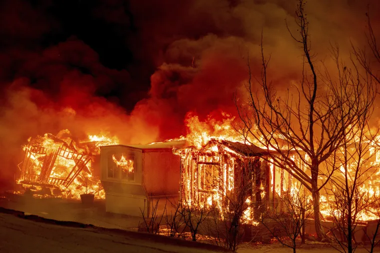 Suha oluja kakvu Kalifornija nije vidjela godinama: Oko 11.000 munja izazvalo 367 požara!