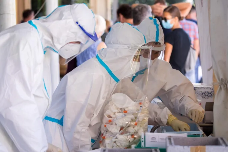 Turisti ozbiljno shvatili situaciju u Hrvatskoj: Pogledajte redove, masovno se testiraju na koronavirus