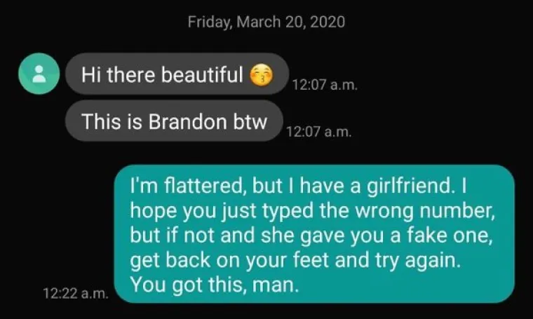 KADA SLUČAJNOST PODARI NE&Scaron;TO GENIJALNO: Poslali su poruke na pogre&scaron;an broj i dobili savr&scaron;ene odgovore