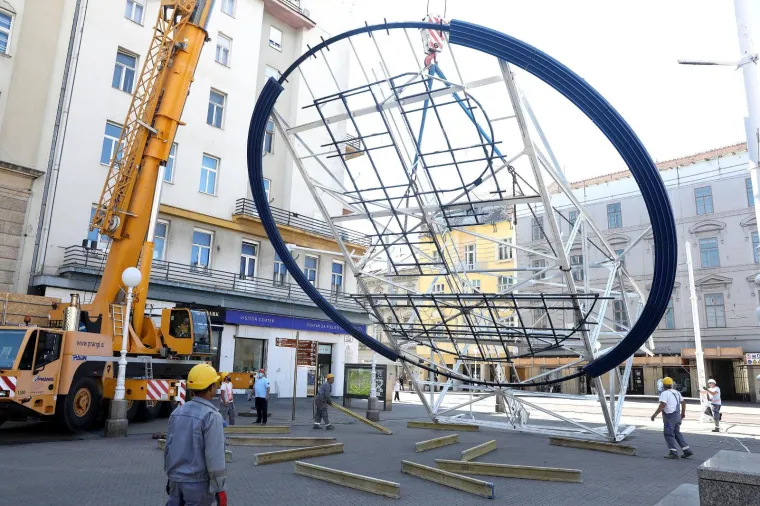 Znakovi vremena u Zagrebu iz sjećanja: Nema više loga Plive na Trgu, tvornica tko se sjeća još?
