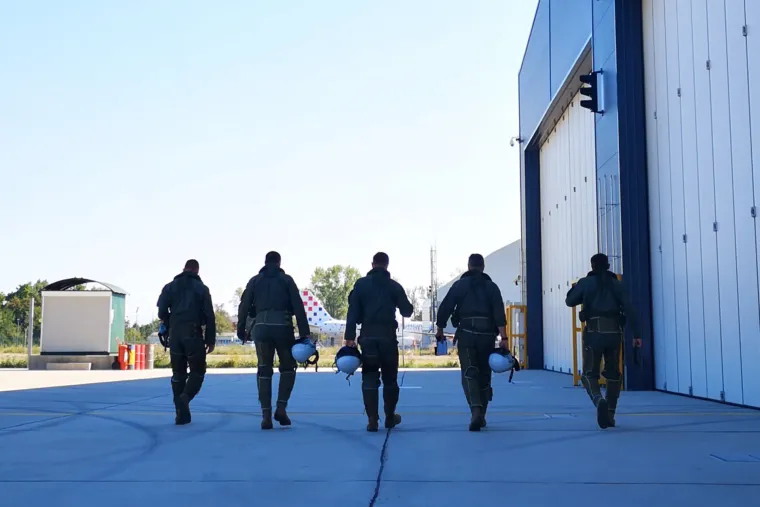 Pogledajte nevjerojatne snimke preleta američkog bombardera B-52 iznad Hrvatske