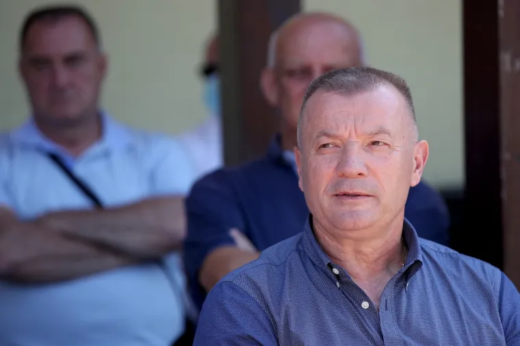Zapovjednici ratnih postrojba na braniku ministra branitelja: 'Ti koji su Tomi stavili lanac oko vrata, misle i nama staviti lanac oko vrata'