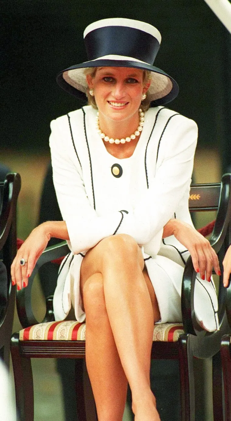“Željela bih biti kraljica u ljudskim srcima, ali se ne vidim kao kraljica ove zemlje. Mislim da mnogi ljudi iz institucije u koju sam se udala to ne žele”, rekla je princeza Diana u intervjuu BBC-ju 1995. godine. (Foto: Profimedia)