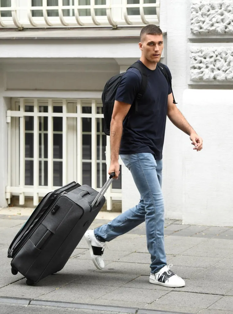 VATRENI STIGLI U ZAGREB: Lovren, Kramarić, Pa&scaron;alić i dru&scaron;tvo plijenili pažnju prolaznika