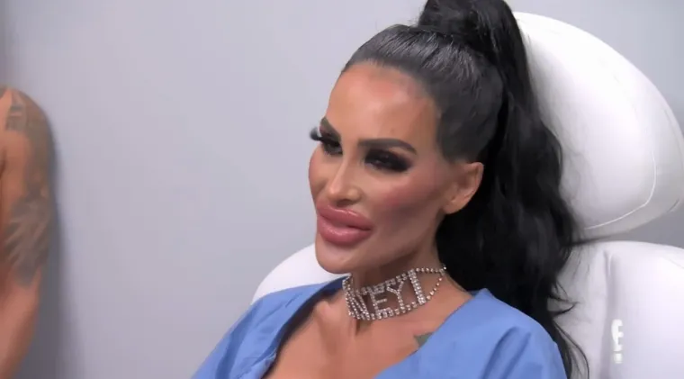 PRELETJELA POLA SVIJETA JER ŽELI JO&Scaron; VEĆE GRUDI: Vidite li za&scaron;to joj ih liječnici ne žele napraviti?