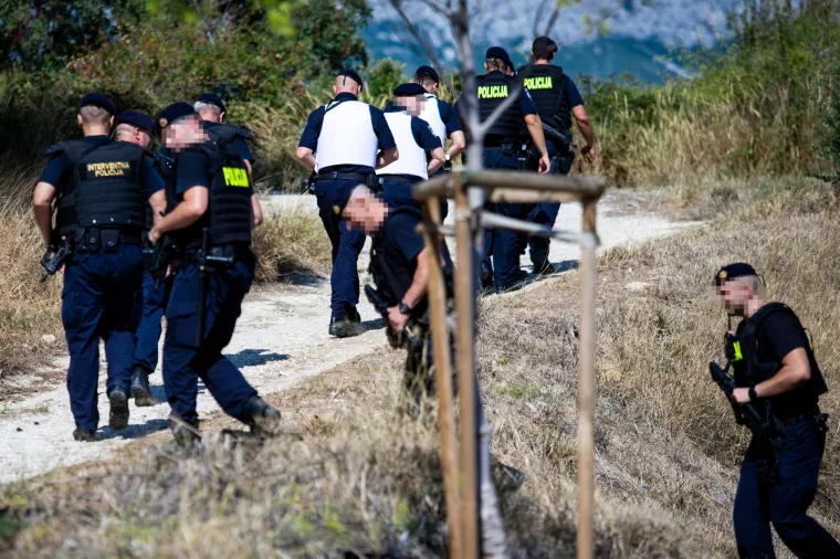 Velika potraga policije za odbjeglim zatvorenikom u Splitu! Na terenu su sve raspoložive snage