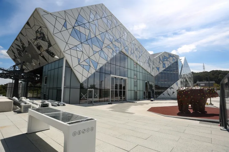 Pogledajte fini&scaron;iranje radova na sljemenskoj žičari: Pobne vožnje samo &scaron;to nisu krenule!