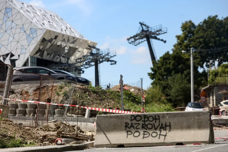 Pogledajte fini&scaron;iranje radova na sljemenskoj žičari: Pobne vožnje samo &scaron;to nisu krenule!