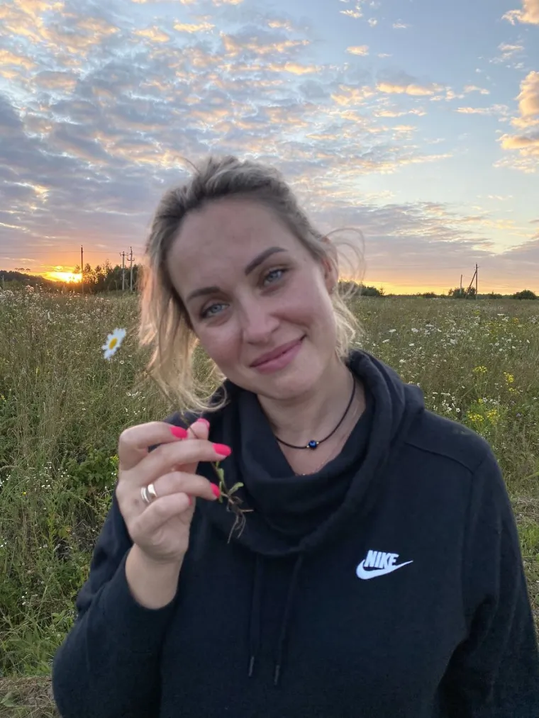 'MI NISMO ZA OTPIS': Žene starije od 40 iz protesta dijele svoje fotke. I stvarno, tko kaže da one ne mogu zagolicati ma&scaron;tu?