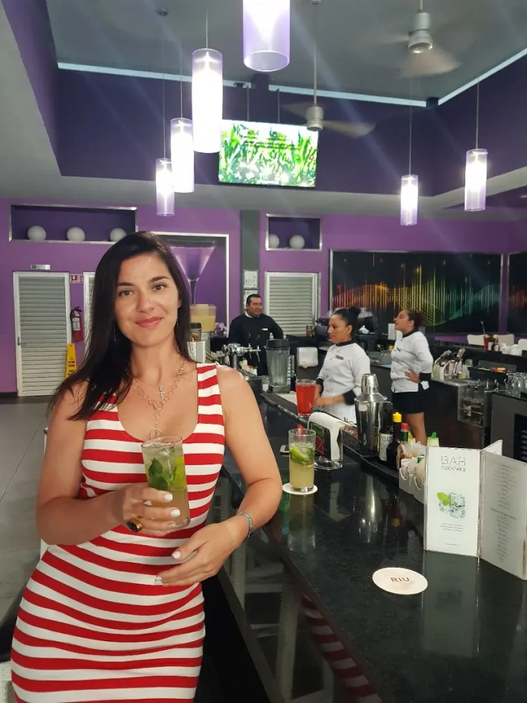 'MI NISMO ZA OTPIS': Žene starije od 40 iz protesta dijele svoje fotke. I stvarno, tko kaže da one ne mogu zagolicati ma&scaron;tu?