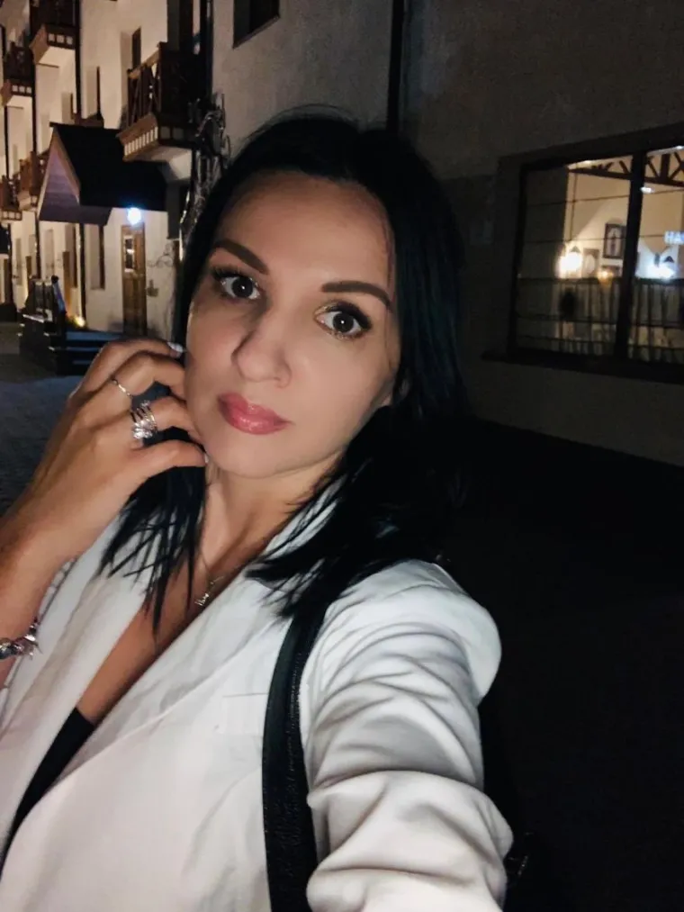 'MI NISMO ZA OTPIS': Žene starije od 40 iz protesta dijele svoje fotke. I stvarno, tko kaže da one ne mogu zagolicati ma&scaron;tu?