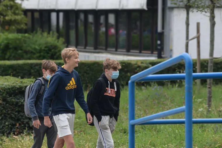 Gotovo pola milijuna djece krenulo u &scaron;kolu: Nastava počinje pod posebnim epidemiolo&scaron;lim mjerama