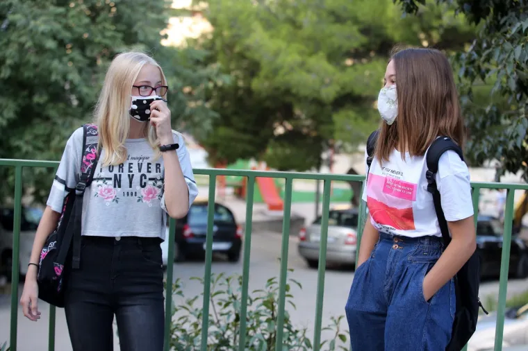 Gotovo pola milijuna djece krenulo u &scaron;kolu: Nastava počinje pod posebnim epidemiolo&scaron;lim mjerama