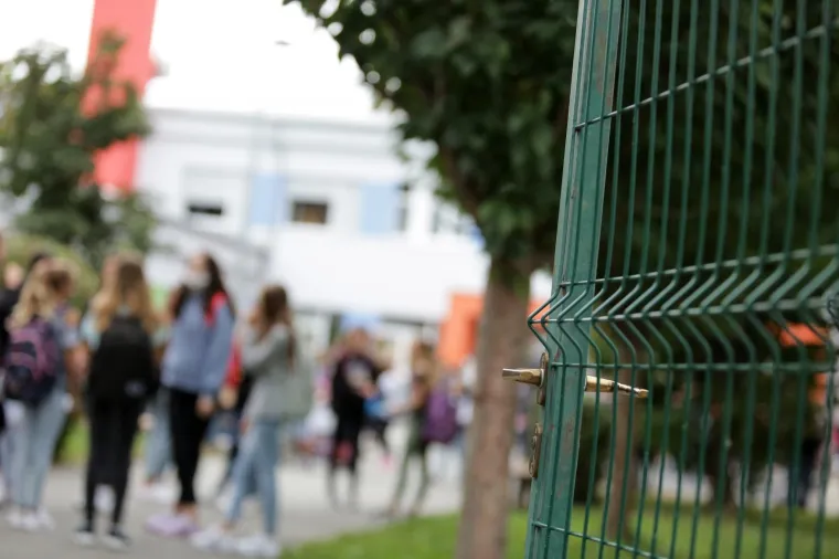 Gotovo pola milijuna djece krenulo u &scaron;kolu: Nastava počinje pod posebnim epidemiolo&scaron;lim mjerama