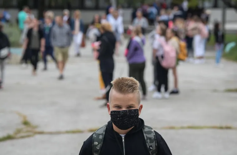 Gotovo pola milijuna djece krenulo u &scaron;kolu: Nastava počinje pod posebnim epidemiolo&scaron;lim mjerama