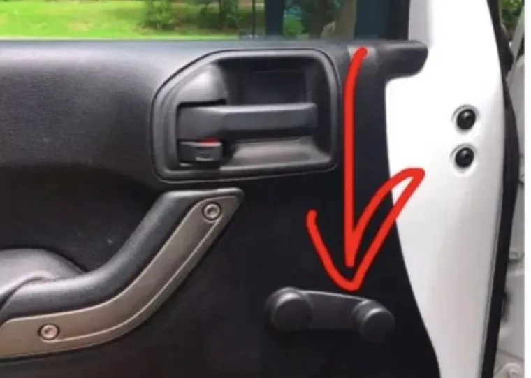 12 SLIKA ZBOG KOJIH ĆETE SE OSJEĆATI STARO: Kad vidite za &scaron;to dana&scaron;nji klinci nikad nisu čuli, past ćete pod stol