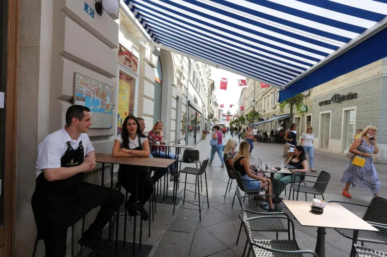 Sat vremena nije se mogla popiti kava: Ugostitelji prestali posluživati goste i tako poslali snažnu poruku