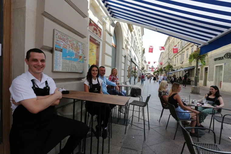 Sat vremena nije se mogla popiti kava: Ugostitelji prestali posluživati goste i tako poslali snažnu poruku