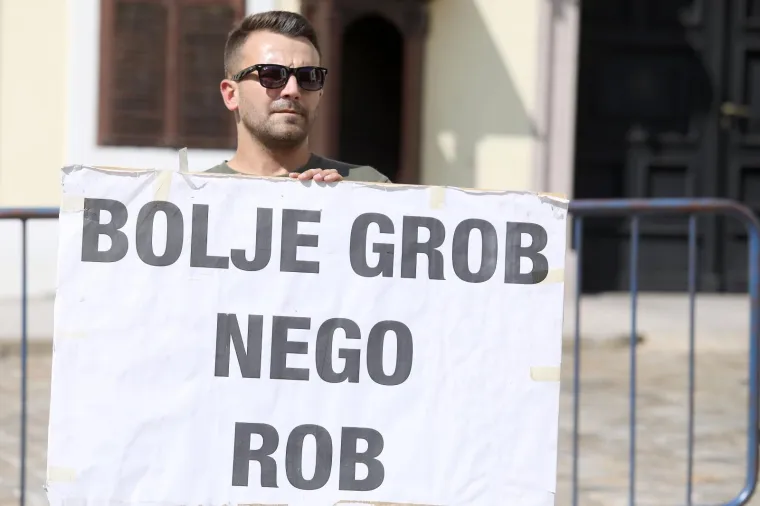 Prosvjed pirotehničara na Markovom trgu