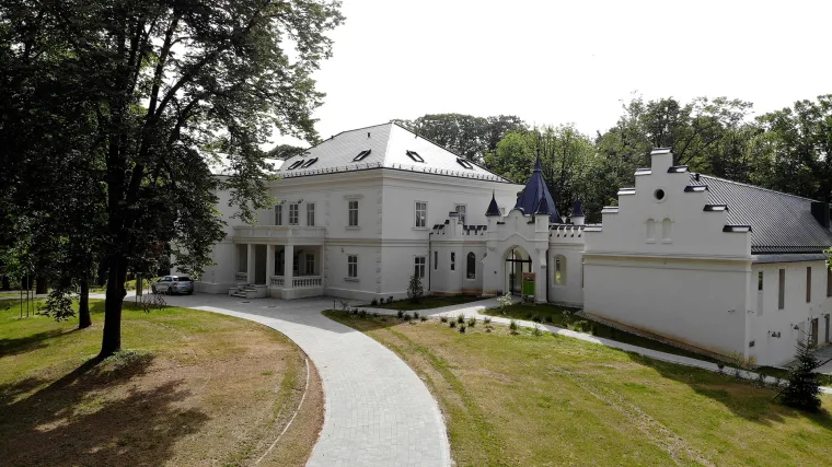 Evo &scaron;to se može napraviti s ne&scaron;to europskog novca: Virovitičko-podravska županija obnovlja prekrasan dvorac