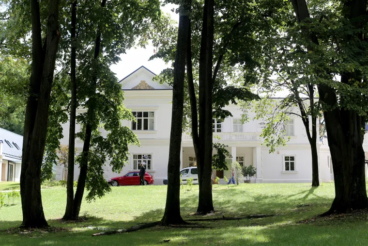 Evo &scaron;to se može napraviti s ne&scaron;to europskog novca: Virovitičko-podravska županija obnovlja prekrasan dvorac