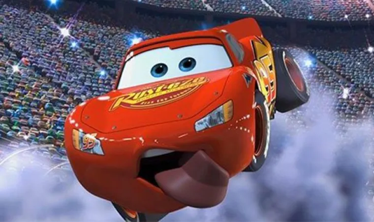 Auti - da je Lighting McQueen poslu&scaron;ao svoju ekipu i promijenio gume, mogao je pobijediti u utrci.